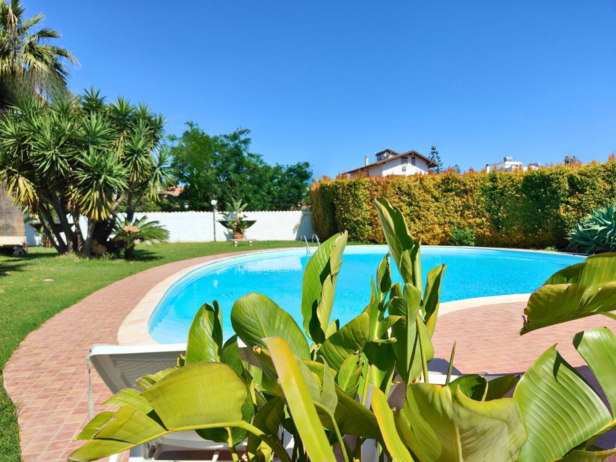 Villa Alfonsa, Fontane Bianche, Siracusa, Private Pool, 10Min From The Beach Exterior photo